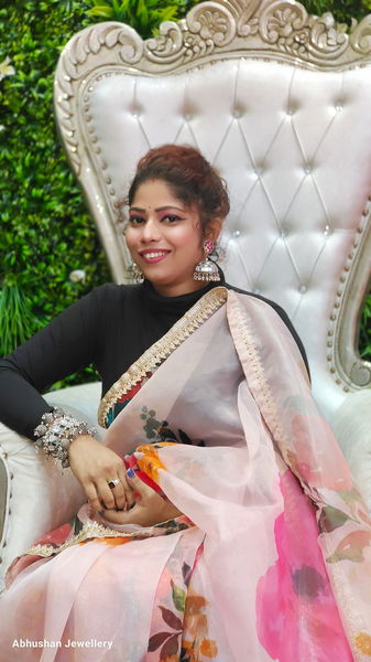 Cover photo of De Abhushann Jewellers