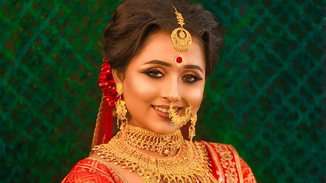 Cover photo of De Abhushann Jewellers